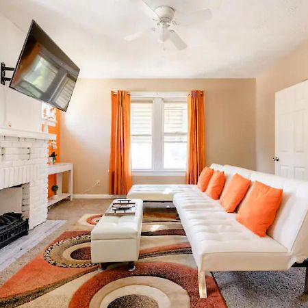 La Naranja Retreat - Cozy Duplex Near Downtown With Parking, 300 Mb Wifi & Self Check In Villa Cleveland Exterior photo